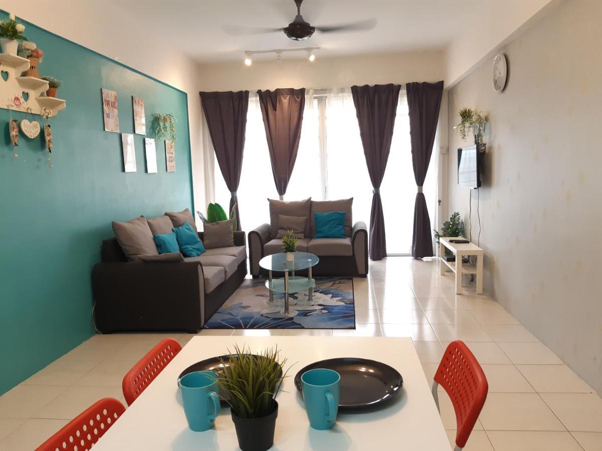 Anis Homestay Bangi Bangi